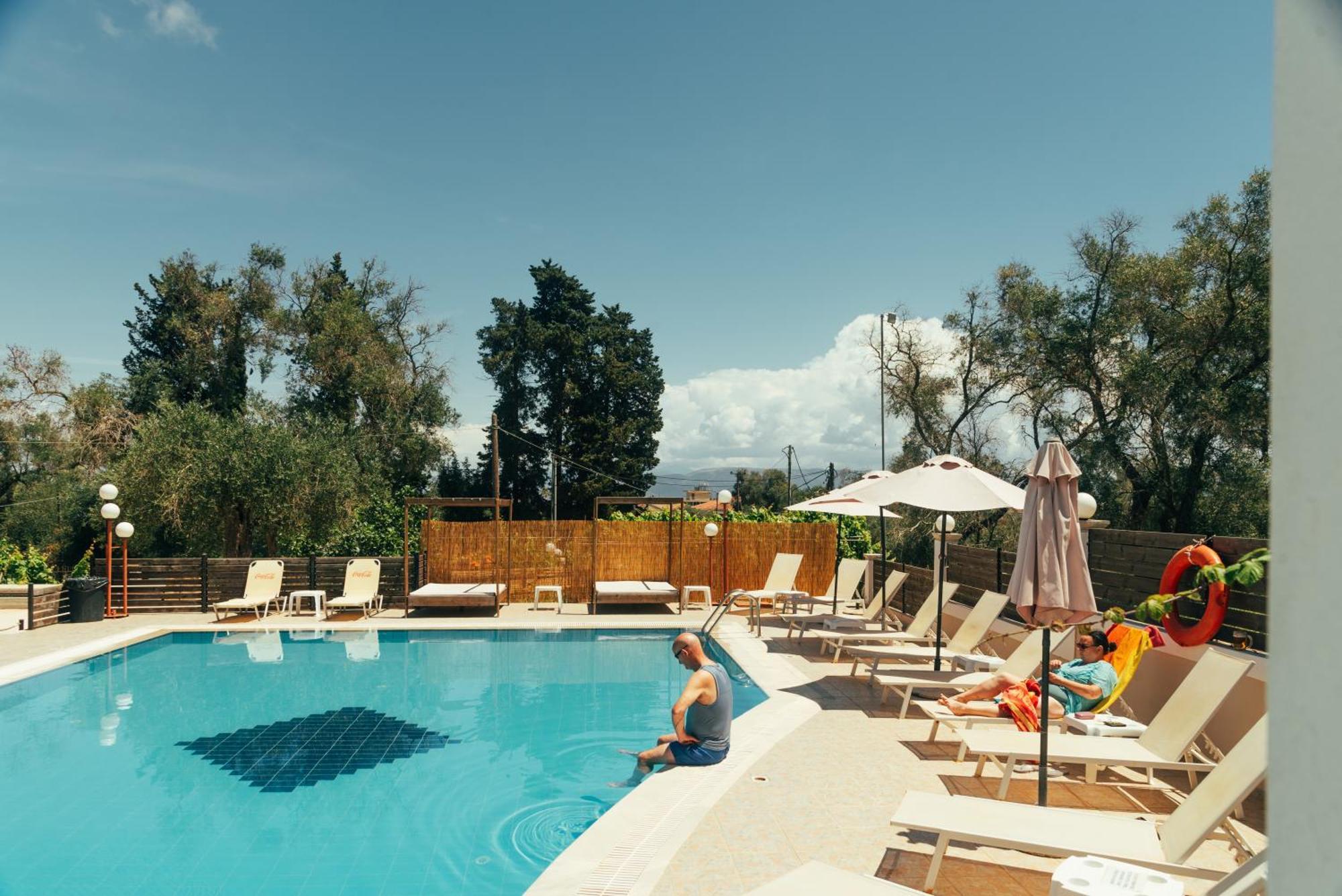קאבוס Kalypso Studio Resorts מראה חיצוני תמונה